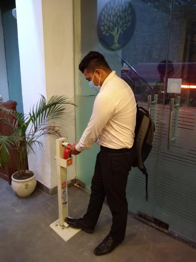 Airport Hotel Tashree Yeni Delhi Dış mekan fotoğraf