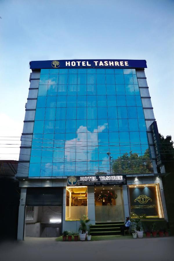 Airport Hotel Tashree Yeni Delhi Dış mekan fotoğraf