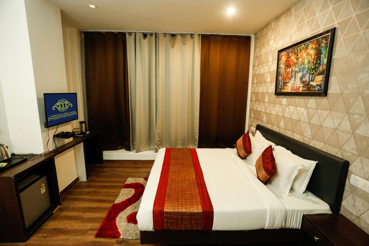 Airport Hotel Tashree Yeni Delhi Dış mekan fotoğraf
